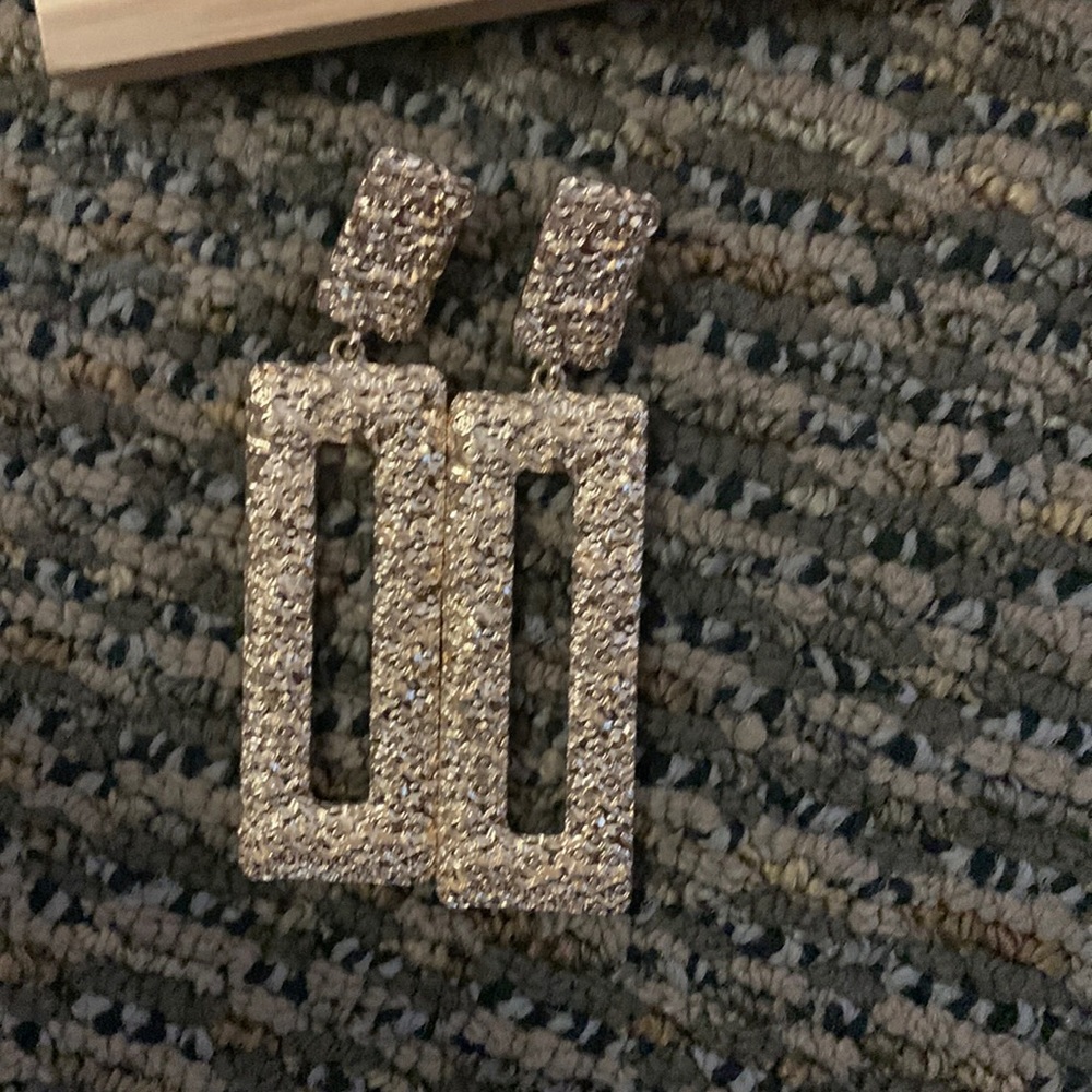 Crown Couture by Gaspar Cruz pageant earrings.
